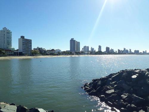 Suites economica 250 metros do mar