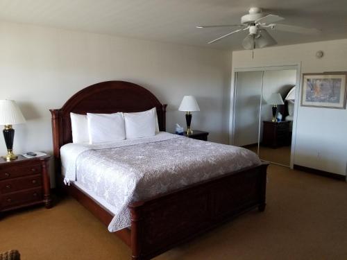 Shore Stay Suites Shore Stay Suites is conveniently located in the popular Cape Charles area. The property features a wide range of facilities to make your stay a pleasant experience. Service-minded staff will welcome