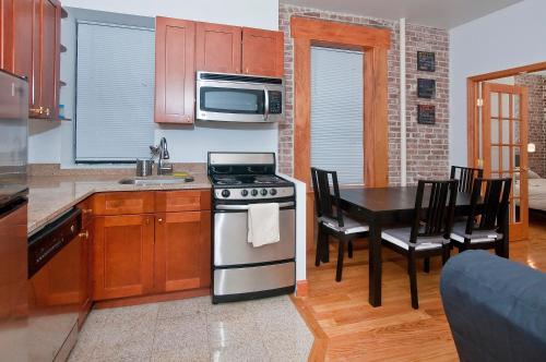 Modern Midtown East Apartments in NYC - image 3