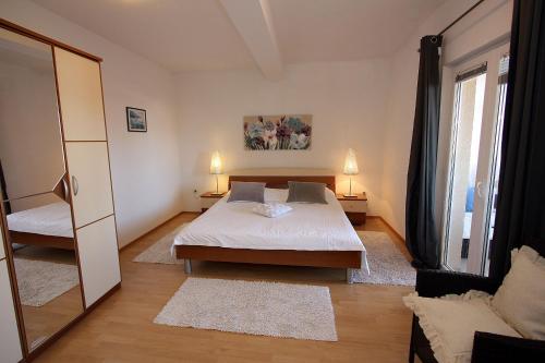 Apartments Mara - image 4