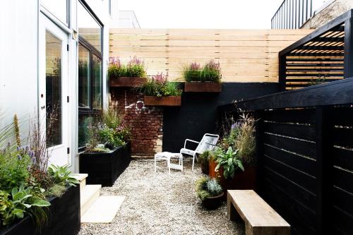 Studio with Garden View - Disability Access image 3