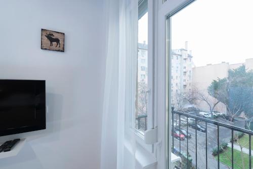 Madach Apartment 5