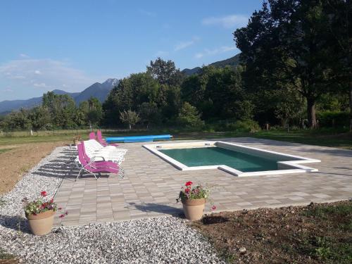  Bungalows Rizvan City, Pension in Brušane bei Debelo Brdo