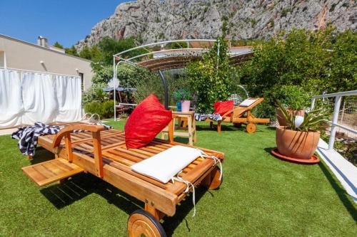 Villa Ana in Makarska heated pool - image 3