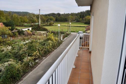 Balkon/terasa, Apartamento "El Lilà" - Parking incluido (Apartamento "El Lila" - Parking incluido) in Sant Cristofol de les Fonts