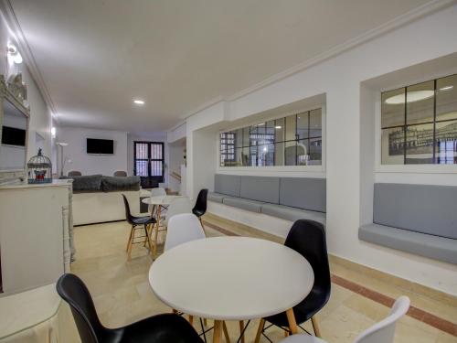 บริการและสิ่งอำนวยความสะดวก, เอมเปราตริซ 1 (Emperatriz I) in ซาลามันกา