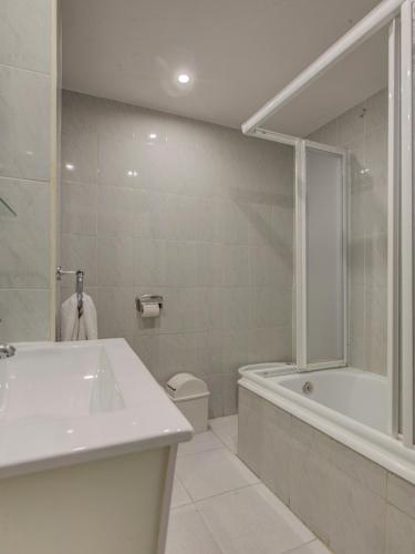 Emperatriz I - image 11