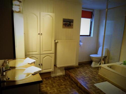  Knokke-Guestroom charming room in KNOKKE city center is pet-friendly! in Knokke-Heist