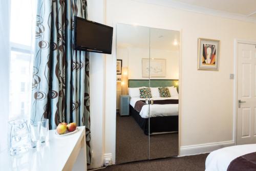 Paskins Town House - image 3