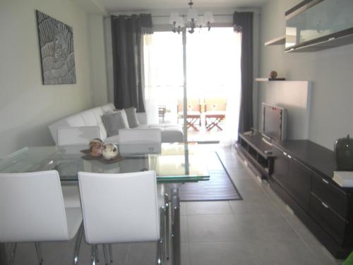  Ronda Barbiguera, 1 Aldea Golf apt 3210, Pension in San Jorge bei La Senia