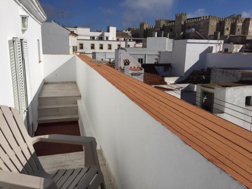 Double or Twin Room with Views image 4