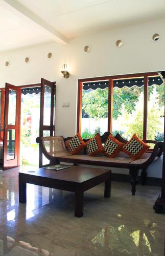 Lobby, Forever City Hotel in Kalalgoda