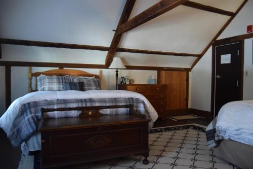 The New Hampshire Mountain Inn - image 7