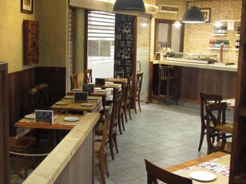 Hostal La Campana - image 6