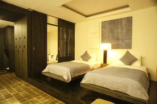 18021735 Aruntara Riverside Boutique Hotel -SHA Extra Plus