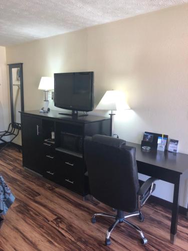 Days Inn by Wyndham Douglasville-Atlanta-Fairburn Road