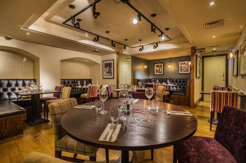 The Swan Hotel Stafford Staffordshire - image 11
