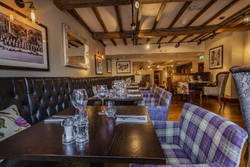 The Swan Hotel Stafford Staffordshire - image 2