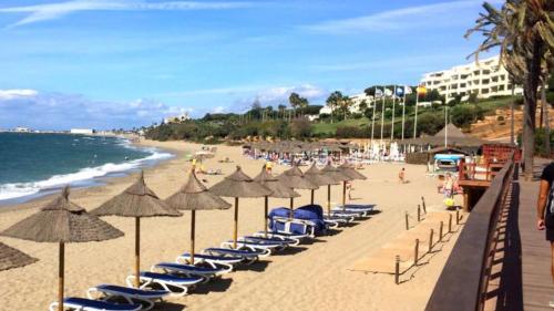 MARBELLA - ALICATE BEACHFRONT Apartment - 6, Marbella (foto 4)