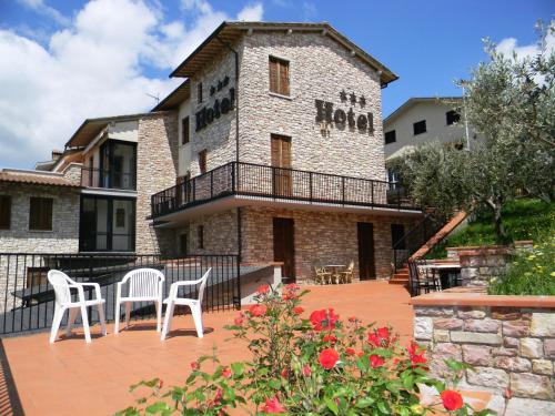Hotel La Terrazza - image 11