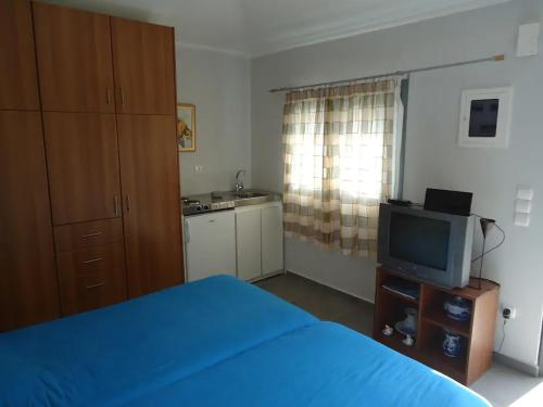  Cozy Guest House with Swimmining Pool in Dhráfi