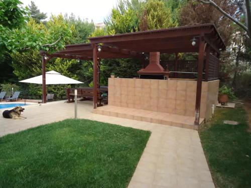  Cozy Guest House with Swimmining Pool in Dhráfi