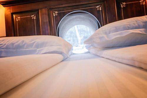 CASA CHITIC -HOTEL SI RESTAURANT Str Johann Gott nr7 - image 10