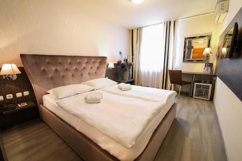 Hotel Evropa - image 4