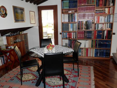 Casa Ferrari Appartamento Verona Sanificato Ozono, Verona (foto 9)