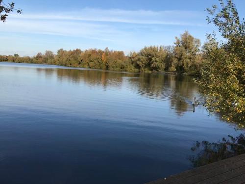 Woodlakes Park By Liv Retreats