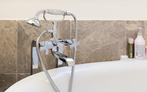 Y & L villa - image 3