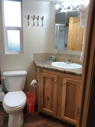 2 bedrooms, 4 beds