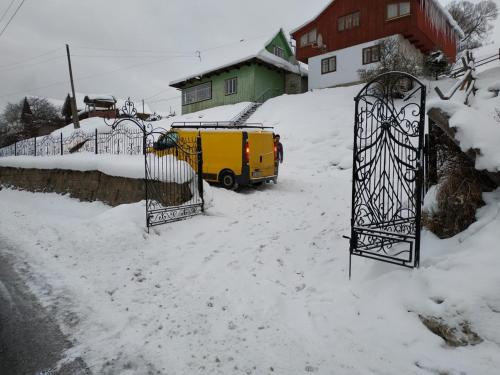 Double or Twin Room with Mountain View