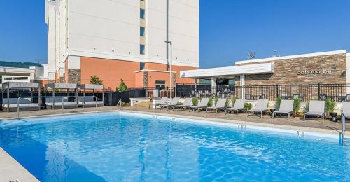 Tioga Downs Casino and Resort The 3-star Tioga Downs Casino & Resort offers comfort and convenience whether youre on business or holiday in Sayre (PA). The property offers guests a range of services and amenities designed to prov