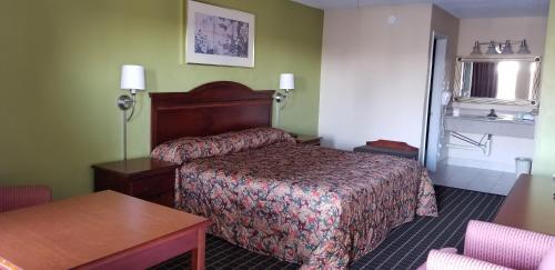 Newport News Inn in Newport News, USA