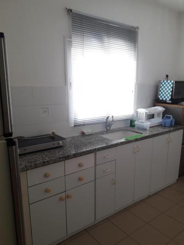 virtuve, Yaakov's Apartment in Migdala Haemeka