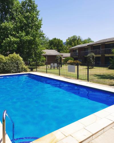 Bogong View Motor Inn - Porepunkah Bogong View Motor Inn - Porepunkah