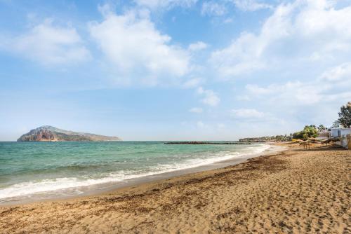 Athina Suites Luxury Suites Near The Sea Platanias