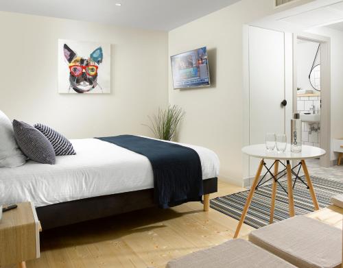 1 queen bed