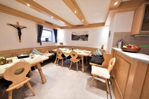 Ételek és italok, Gästehaus Sonner (Gastehaus Sonner) in Dietmannsried