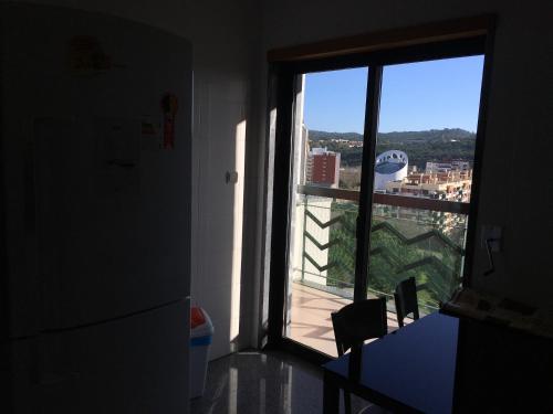 ระเบียง/ชานเรือน, Apartamento novo muito confortável com vista Rio (Apartamento novo muito confortavel com vista Rio) in อัลเกส
