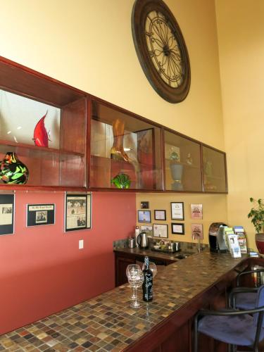 A View of the Lake B & B