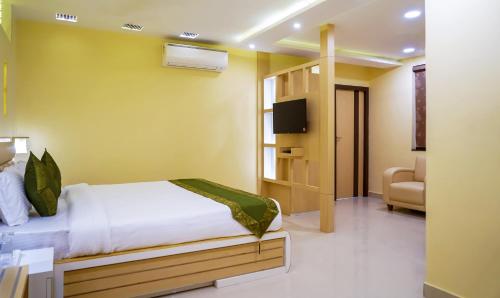 Treebo Oasis, Laxmisagar