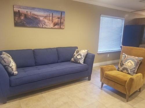 CLOSE TO STRIP, Very Private, GATED, Huge Floorplan, WIFI, Washer&Dryer, Las Vegas (foto 2)