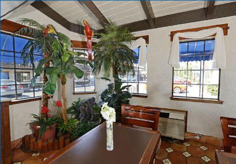 Travelodge by Wyndham Concord in คอนคอร์ด (CA)