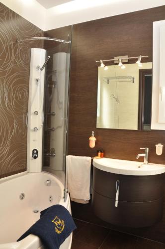 Hotel Vistamare - image 11