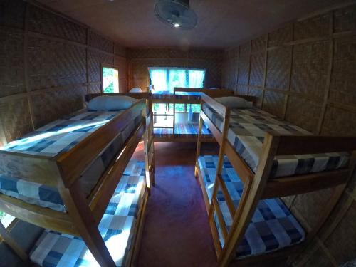1 bunk bed