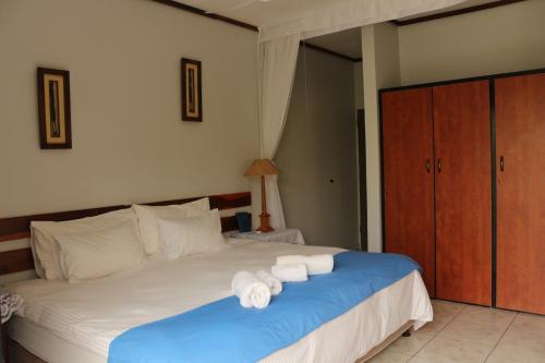 Zovu Elephant Lodge