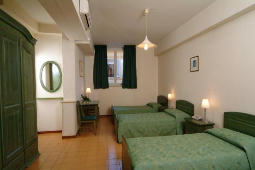 Casa Di Santa Francesca Romana a Ponte Rotto - image 10