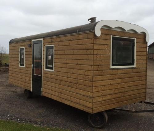 Your Cozy Waggon at the Cows' Paradise, Amsterdam (photo 9)